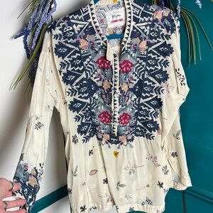 Johnny Was Cream Tunic with Navy and Pink Embroidered Bib